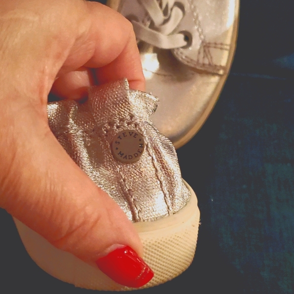 Steve Madden sneakers - Picture 2 of 5